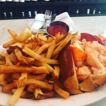 Neptune Oyster - Maine Lobster Roll Sandwich - Seafood Near Me - Boston, Massachusetts Neptune Oyster - Maine Lobster Roll Sandwich - Seafood Near Me - Boston, Massachusetts