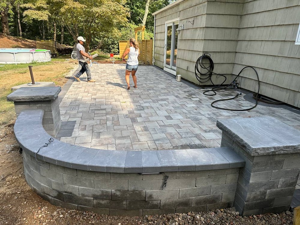 TRADE RIGHT PAVING Updated July 2024 21 Photos 3665 Kingsway
