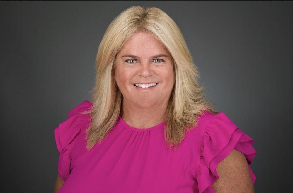 LORI O’BRIEN BERKSHIRE HATHAWAY Updated August 2024 49 Photos