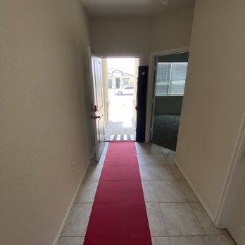 Camelback Moving - They rolled out the red carpet for our new home! - Movers Near Me - Phoenix, Arizona