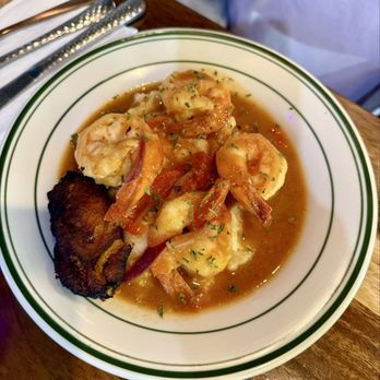 T'chaka - Shrimp and grits - Seafood Near Me - Oakland, California