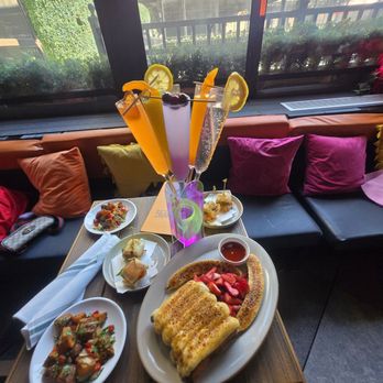 Magic Hour Rooftop Bar & Lounge - Our table - Lounges Near Me - New York, New York