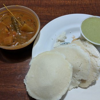 Vaanga - Idli sambhar coconut chutney - Indian Near Me - Boston, Massachusetts Vaanga - Idli sambhar coconut chutney - Indian Near Me - Boston, Massachusetts