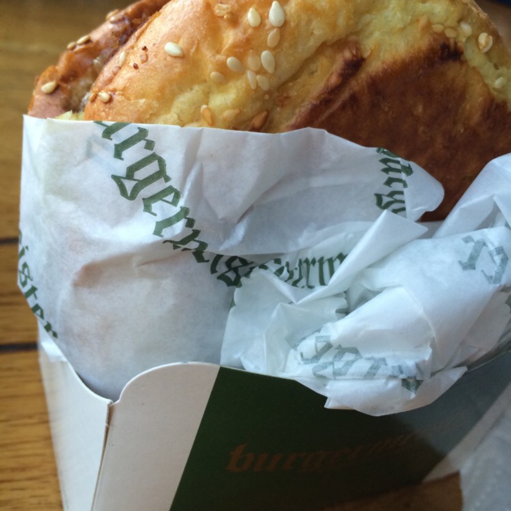 Burgermeister - Bbq burger with cheese - Fast Food Near Me - Berlin, BE Burgermeister - Bbq burger with cheese - Fast Food Near Me - Berlin, BE