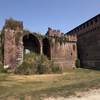 Castello Sforzesco - Landmarks & Historical Buildings Near Me - Milan, Michigan