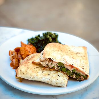 True Food Kitchen - Grilled Chicken & Mozzarella Panini - Vegetarian Near Me - Pasadena, California True Food Kitchen - Grilled Chicken & Mozzarella Panini - Vegetarian Near Me - Pasadena, California
