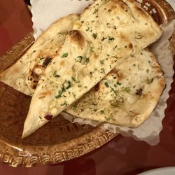 Sangam - Garlic naan
