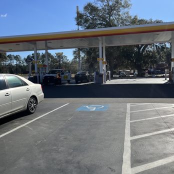 Friendly Express - Gas Stations Near Me - Darien, Georgia