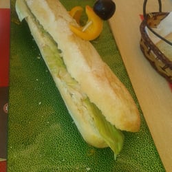Cafe Playa - Bocadillo de pavo con platano y salsa de curry. Bueniiisimo!