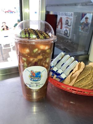 Mariscos la caña by null