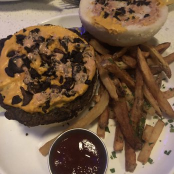 Modern Love - Modern cheeseburger add Mushroom bacon - Vegan Near Me - Omaha, Nebraska