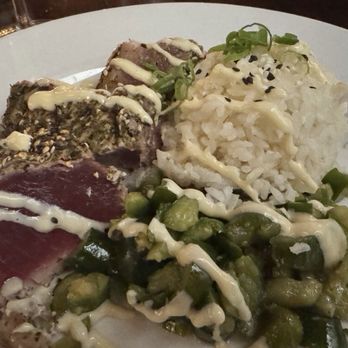 Winfield's - Seared Tuna - French Near Me - Block Island, Rhode Island