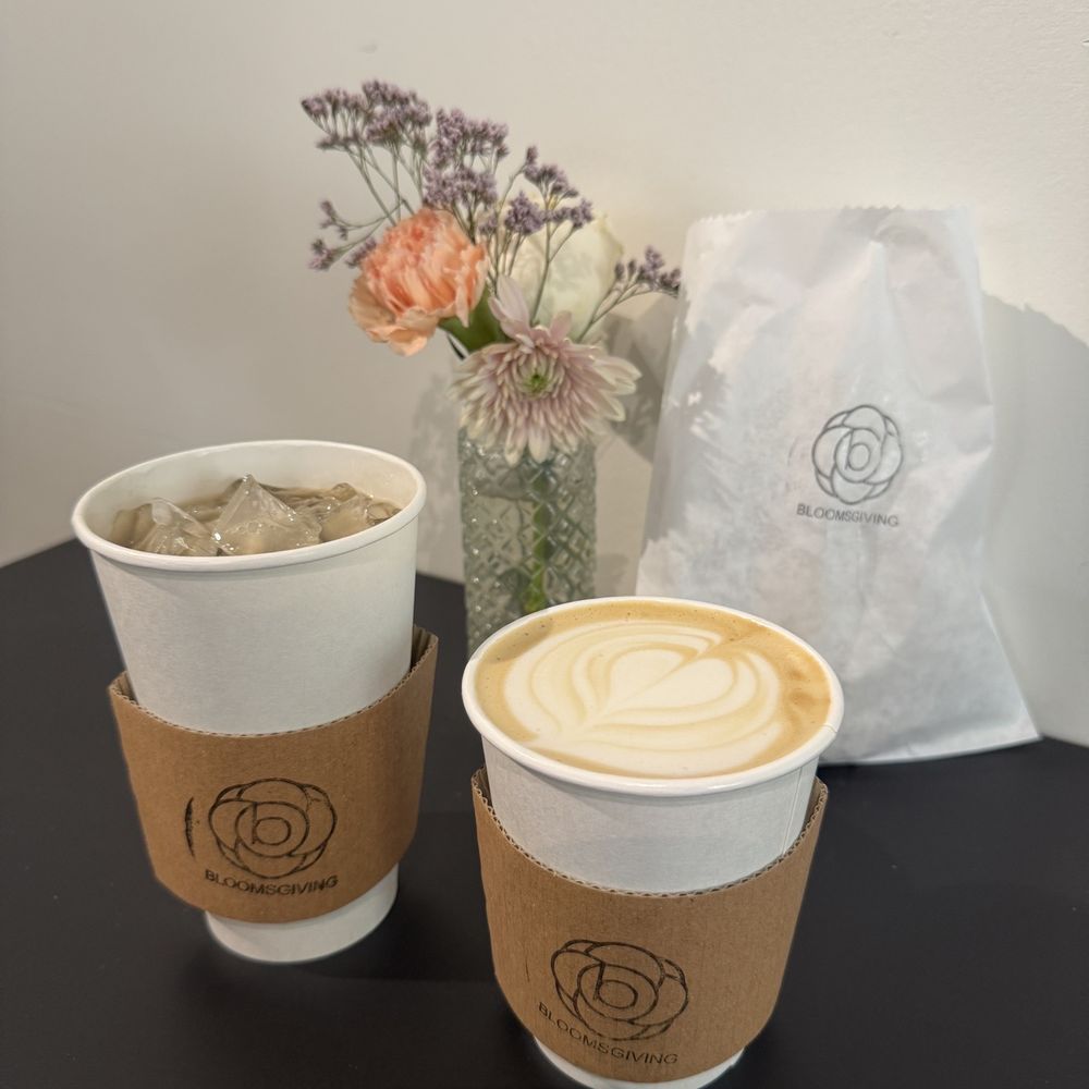 Hojicha and coconut Pandan latte