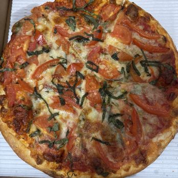 Salvatore Italian Restaurant - Sm Margherita Pizza - Pizza Near Me - Montebello, California