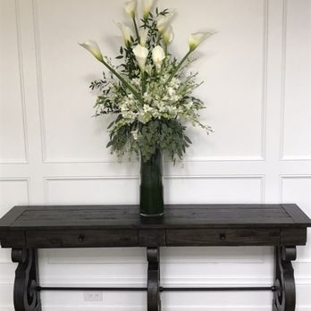 Bob's Garden Centre - Centerpiece - Florists Near Me - Toronto, Ontario
