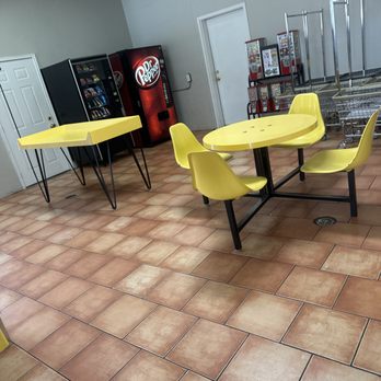 Spin City Laundry - Laundromat Near Me - McMinnville, Tennessee Spin City Laundry - Laundromat Near Me - McMinnville, Tennessee