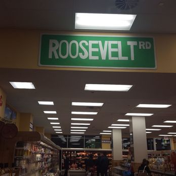 Trader Joe's - Grocery Near Me - Chicago, Illinois