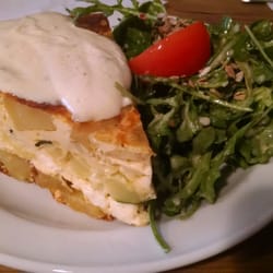 La Tienda - Veggie Tortilla mit Kartoffeln und Salat