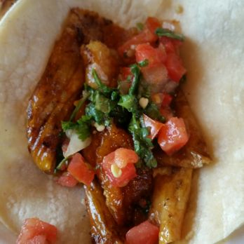 EL Pollo Loco - Made me a Chicken Skin Taco Delish!!! - Fast Food Near Me - Fort Worth, Texas