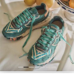 Mooshoes