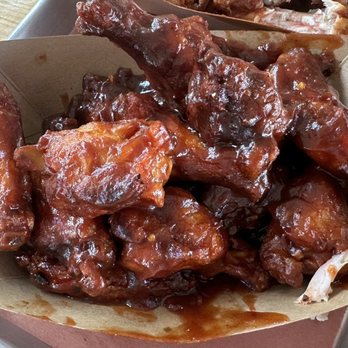 Rowdy's Smokehouse - Hot BBQ wings - Smokehouse Near Me - Jackson, Ohio