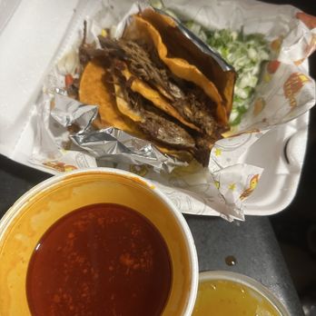 El Trompito - Quesa-birria tacos - Mexican Near Me - Balch Springs, Texas El Trompito - Quesa-birria tacos - Mexican Near Me - Balch Springs, Texas