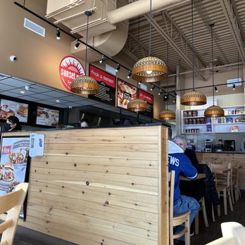 Sunset Grill - Interior - Breakfast & Brunch Near Me - Scarborough, Ontario