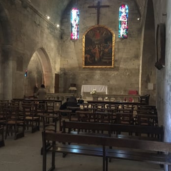 Les Baux-de-Provence - Local Flavor Near Me