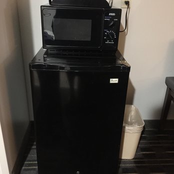 Hotel Aura - Refrigerator, microwave, and in room coffeemaker. - Hotels Near Me - San Bruno, California Hotel Aura - Refrigerator, microwave, and in room coffeemaker. - Hotels Near Me - San Bruno, California