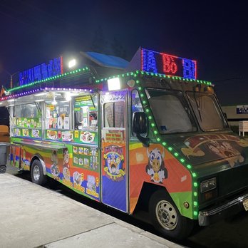 Arandinos Tacos El Patron - a taco truck decorated with lights - Food Trucks Near Me - Monrovia, California Arandinos Tacos El Patron - a taco truck decorated with lights - Food Trucks Near Me - Monrovia, California