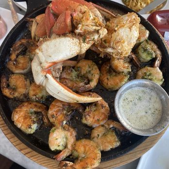Franciscan Crab Restaurant - crab and shrimp skillet - Seafood Near Me - San Francisco, California Franciscan Crab Restaurant - crab and shrimp skillet - Seafood Near Me - San Francisco, California