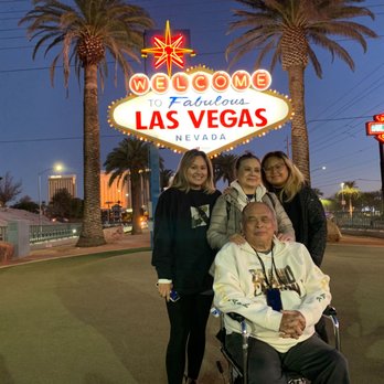 Comedy on Deck Grand Canyon and Hoover Dam Tours - First stop.... Welcome to Las Vegas sign. Truly iconic. - Bus Tours Near Me - Las Vegas, Nevada