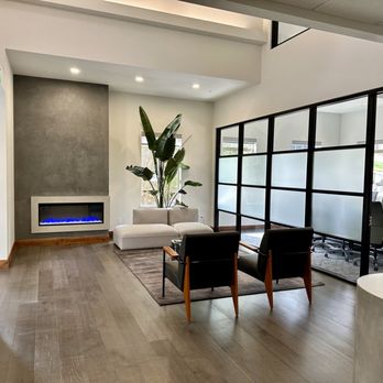 Dwyer Williams Cherkoss Attorneys - Lobby. - Personal Injury Law Near Me - Bend, Oregon