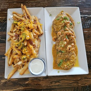 Coosa Cleaver - Loaded Old Bay® Fries and Fried Green Tomatoes with Crawfish Remoulade - American Near Me - Wetumpka, Alabama Coosa Cleaver - Loaded Old Bay® Fries and Fried Green Tomatoes with Crawfish Remoulade - American Near Me - Wetumpka, Alabama