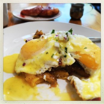 Cafe Racer Kitchen - Arepa Benedict! - Food Trucks Near Me - Minneapolis, Minnesota