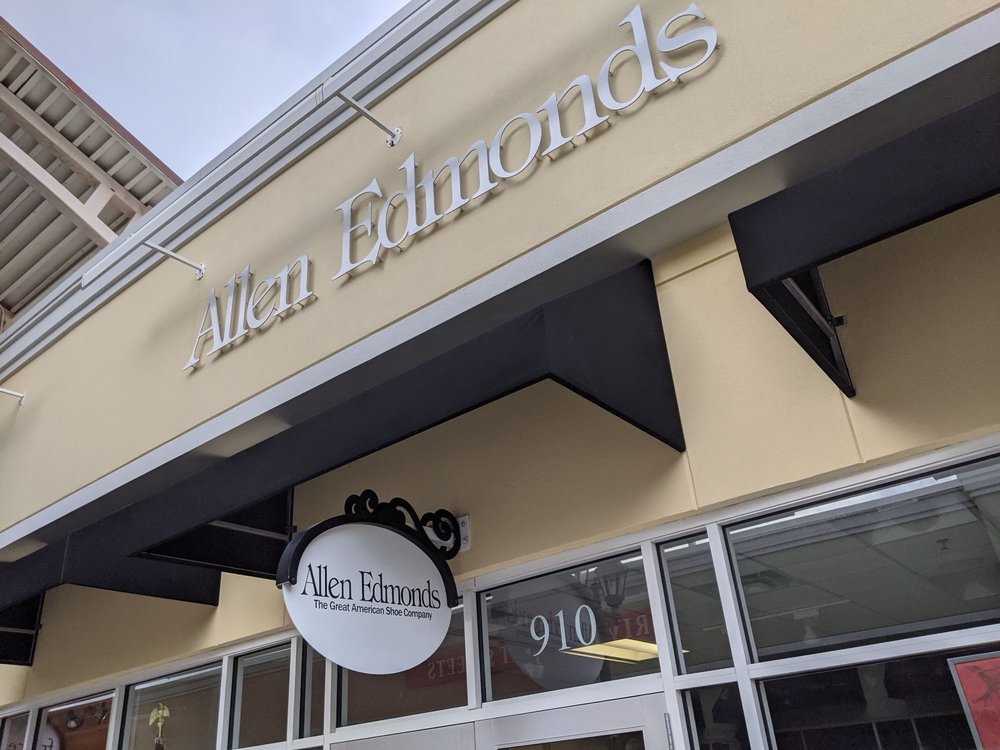 ALLEN EDMONDS Updated September 2024 4840 Tanger Outlet Blvd, North