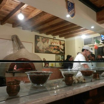Gusta Pizza - Italian Near Me - Florence, FI