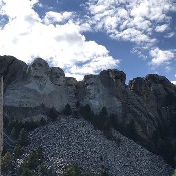 Mount Rushmore National Memorial - Landmarks & Historical Buildings Near Me - Keystone, South Dakota