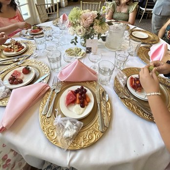 Lindley-Scott House - My reception table! Super pretty decor with our plates of self-serve charcuterie - Venues & Event Spaces Near Me - Azusa, California Lindley-Scott House - My reception table! Super pretty decor with our plates of self-serve charcuterie - Venues & Event Spaces Near Me - Azusa, California