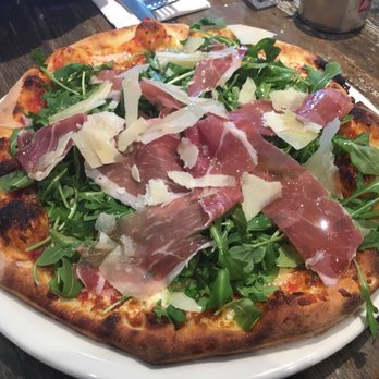 Vivo - Pizza Near Me - Etobicoke, Ontario