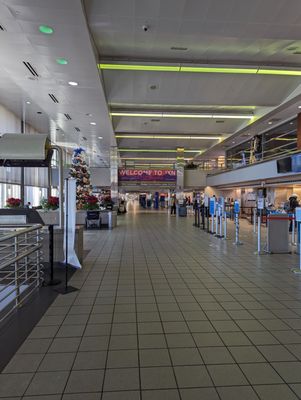 Jackson-Medgar Wiley Evers International Airport by null