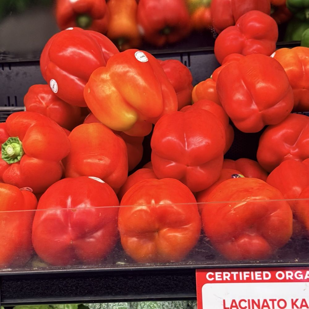 MOM's Organic Market - Red peppers - Grocery Near Me - Nottingham, Maryland