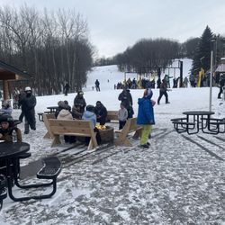 Nordic Mountain Ski Area - Outdoor fire pit area