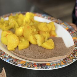 Abugida Ethiopian Cafe & Restaurant - Tekil Gomen