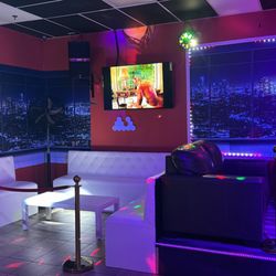 Infinity Night Club DSM