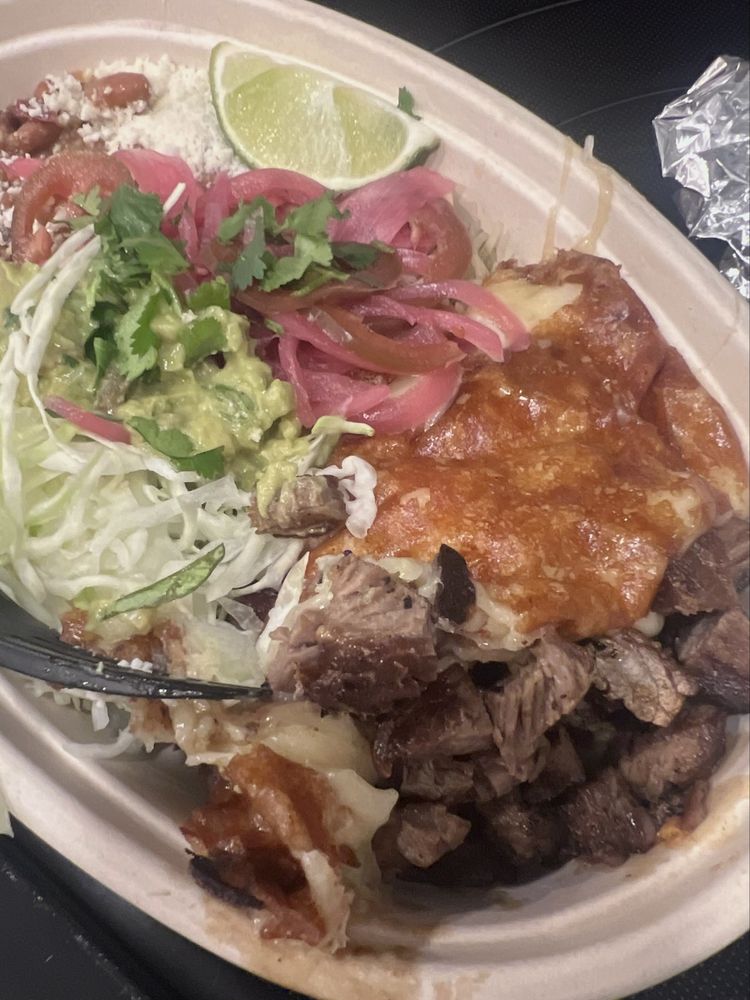 Food from Barracuda Taco Stand