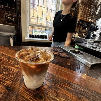 Revolver - Coffee & Tea Near Me - Vancouver, British Columbia