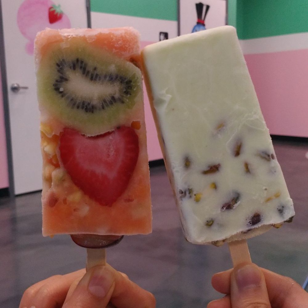 Vida Dulce - Mixed Fruit (left) and Pistachio (right) - Ice Cream & Frozen Yogurt Near Me - Cary, North Carolina