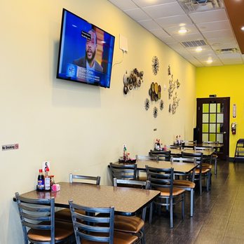 Thu Thu Sandwich - Dining Area - Vietnamese Near Me - Houston, Texas Thu Thu Sandwich - Dining Area - Vietnamese Near Me - Houston, Texas