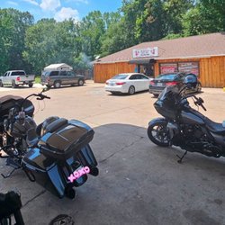 Jewels Quick Stop